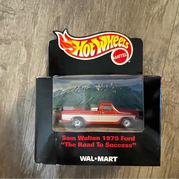 Hot Wheels 1979 Ford F-150 Truck Mattel Walmart Museum Exclusive Real Riders NIP 887961243567